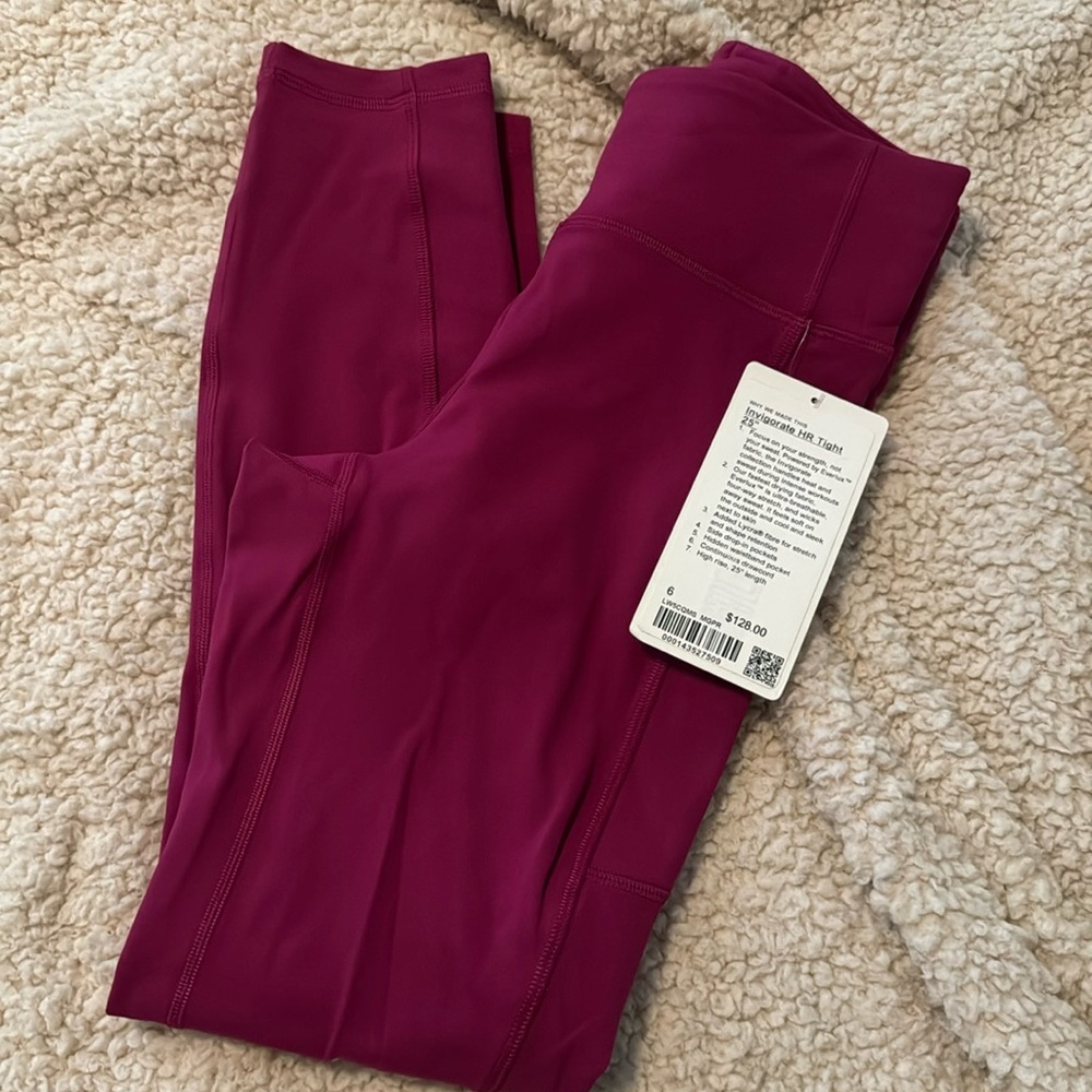 BNWT Lululemon Invigorate HR Tights 25”